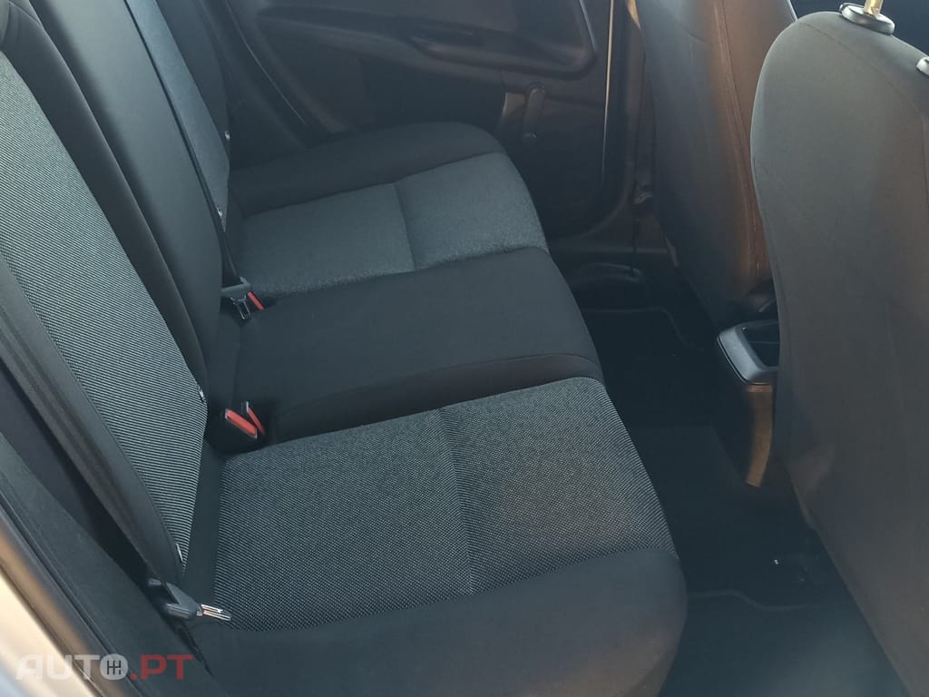 Fiat Tipo 1.3 M-Jet Lounge