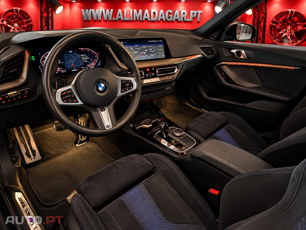 BMW 218 i Pack Desportivo M