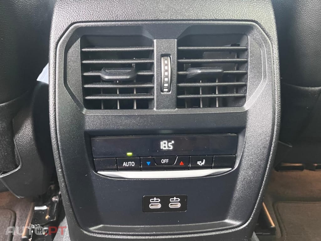 BMW 330 e Touring Auto