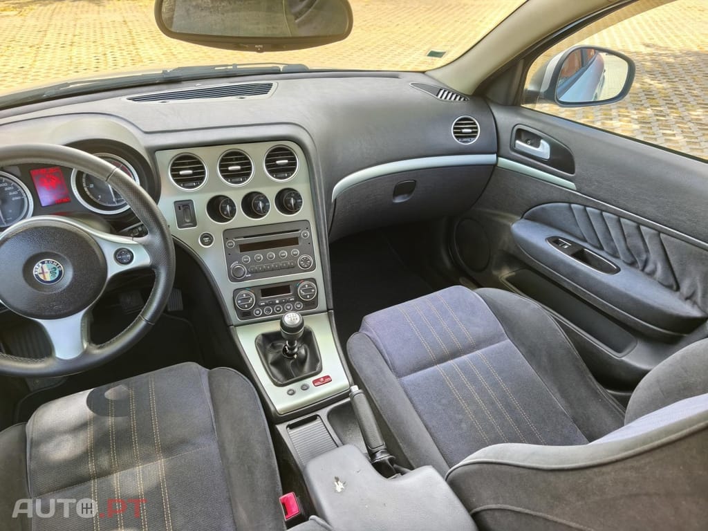 Alfa Romeo 159 1.9 JTDm 16V Sportiva