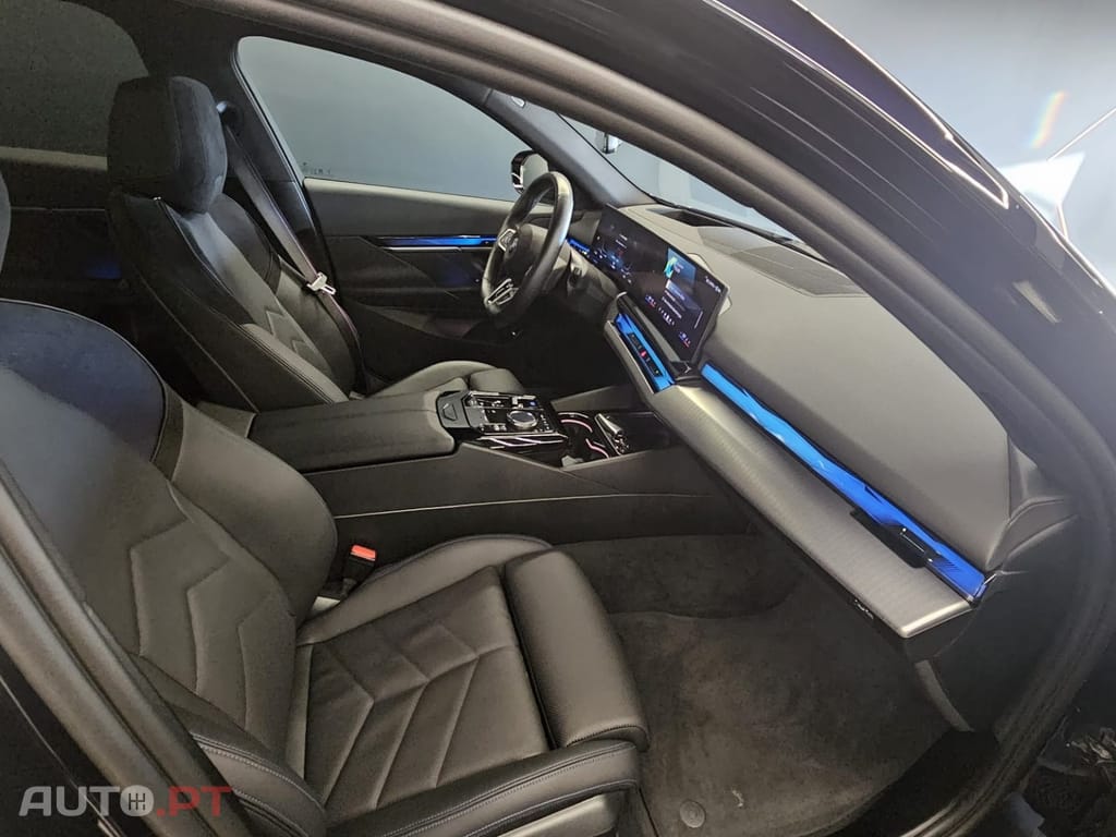 BMW i5 eDrive40 Pack Desportivo M Pro