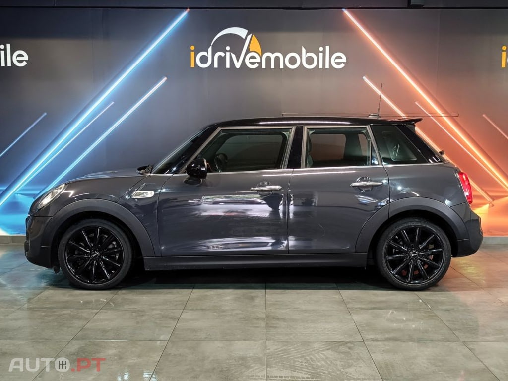 MINI Cooper SD Auto