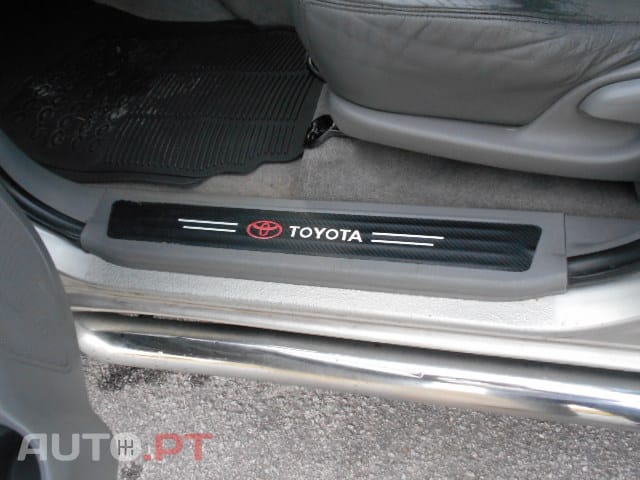 Toyota Hilux Traker 3.0D-4D OFF ROAD