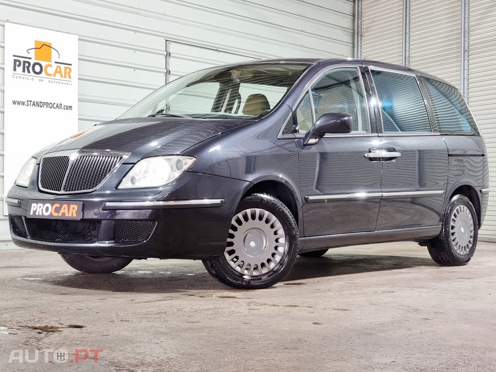 Lancia Phedra 2.2 JTD