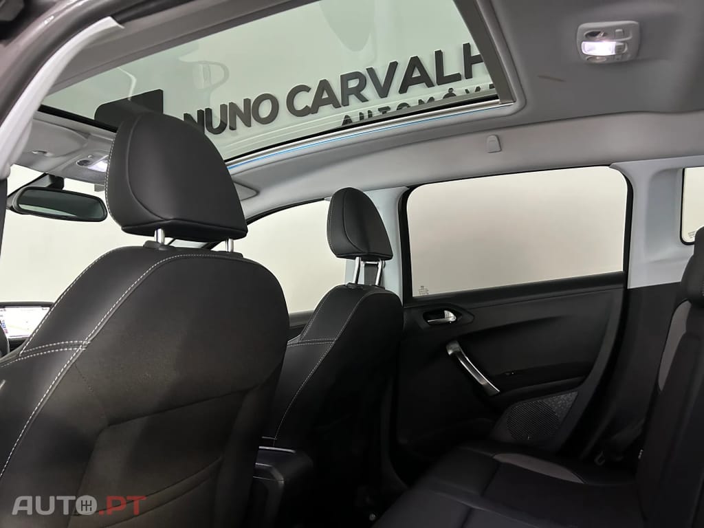 Peugeot 2008 1.2 PureTech Allure