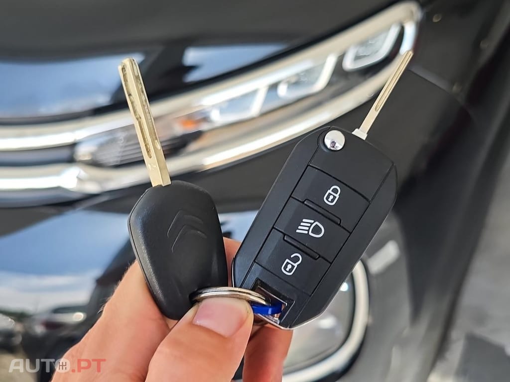 Citroen C3 Aircross 1.2 PureTech Shine Pack