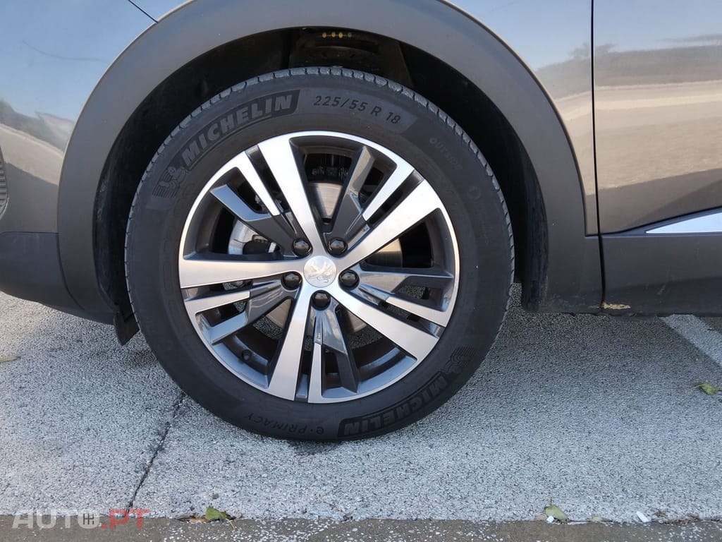 Peugeot 3008 1.5 BlueHDi Allure Pack EAT8