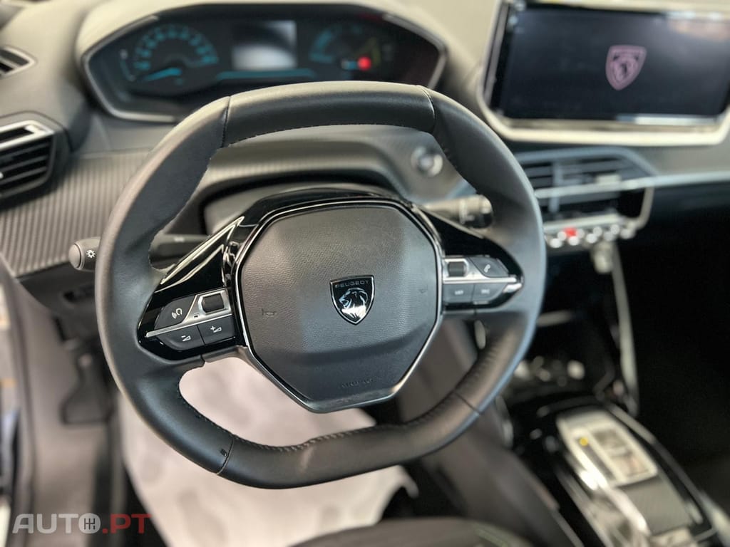 Peugeot E-2008 54 kWh Active