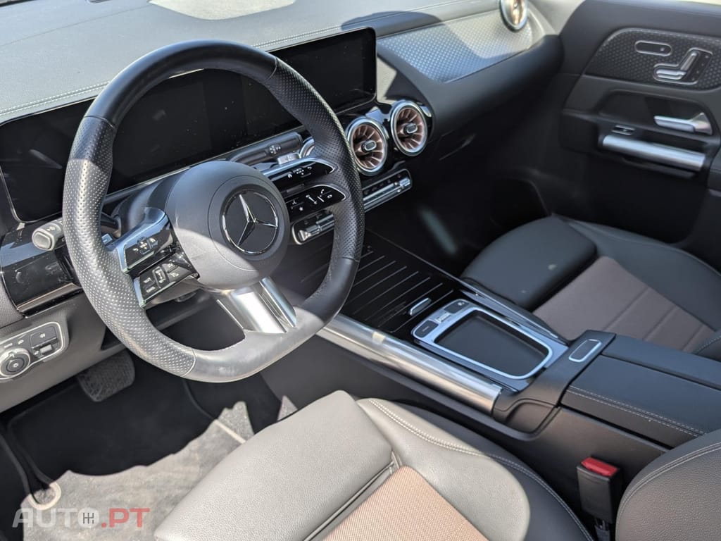 Mercedes-Benz EQA 250 Electric Art