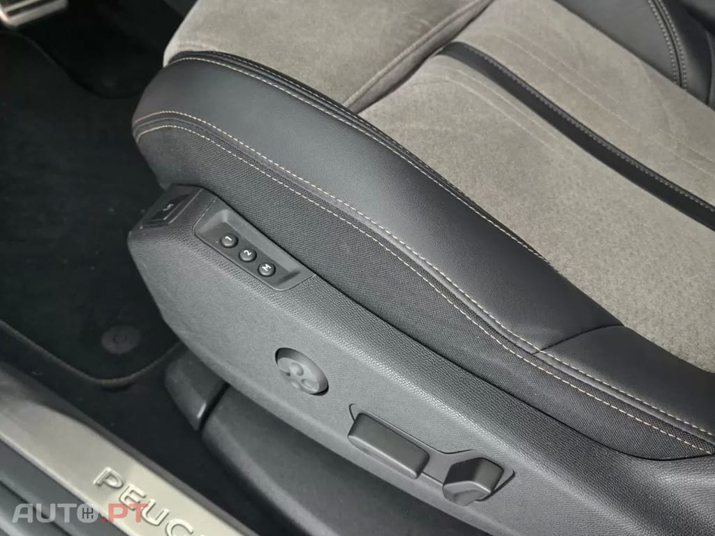 Peugeot 3008 1.6 Hybrid GT e-EAT8