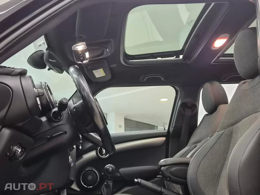 MINI One 5P ONE D BODY-KIT JCW