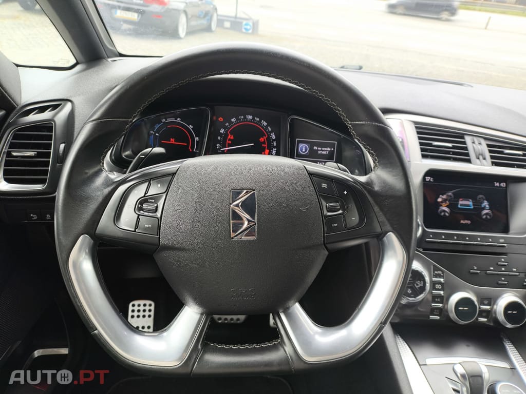 DS DS5 2.0HDi SPORTCHIC HYbrid4 
