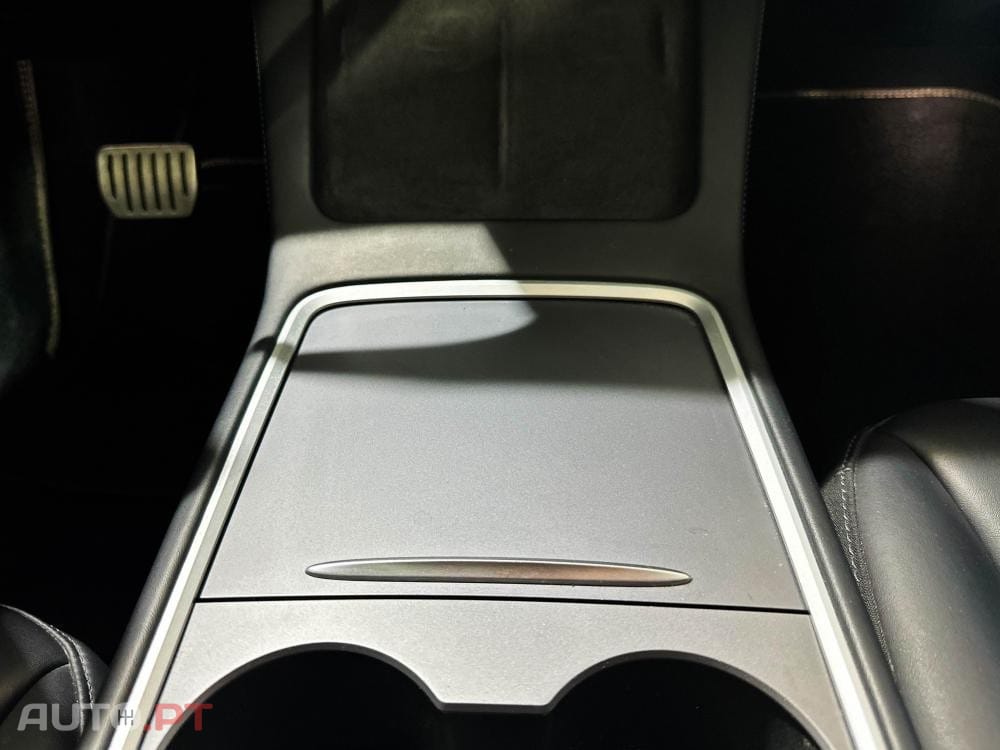 Tesla Model 3 Performance AWD