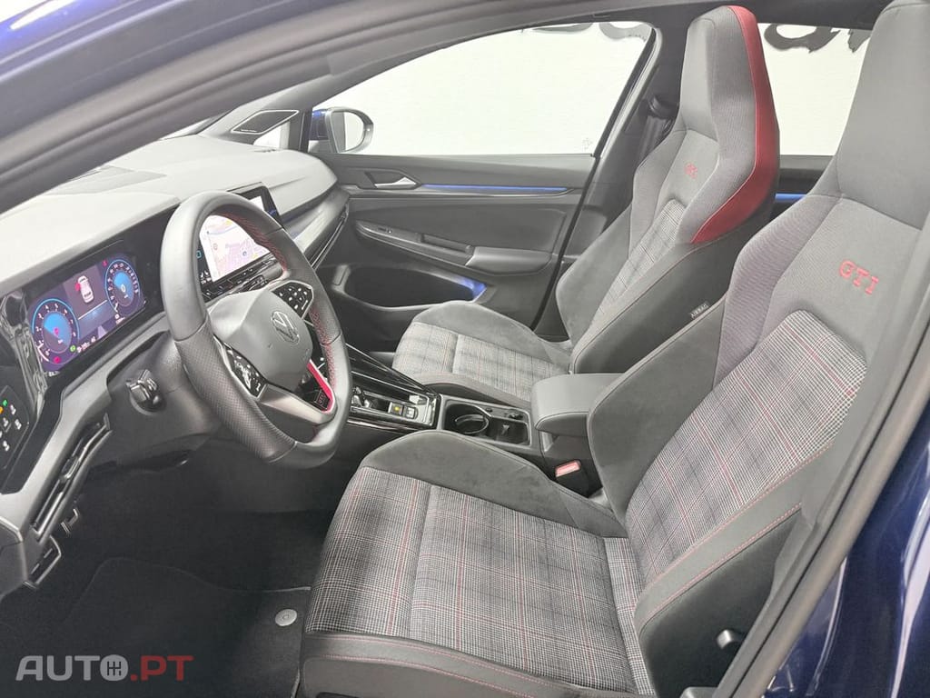 Volkswagen Golf GTI 2.0 TSI OPF DSG Performance