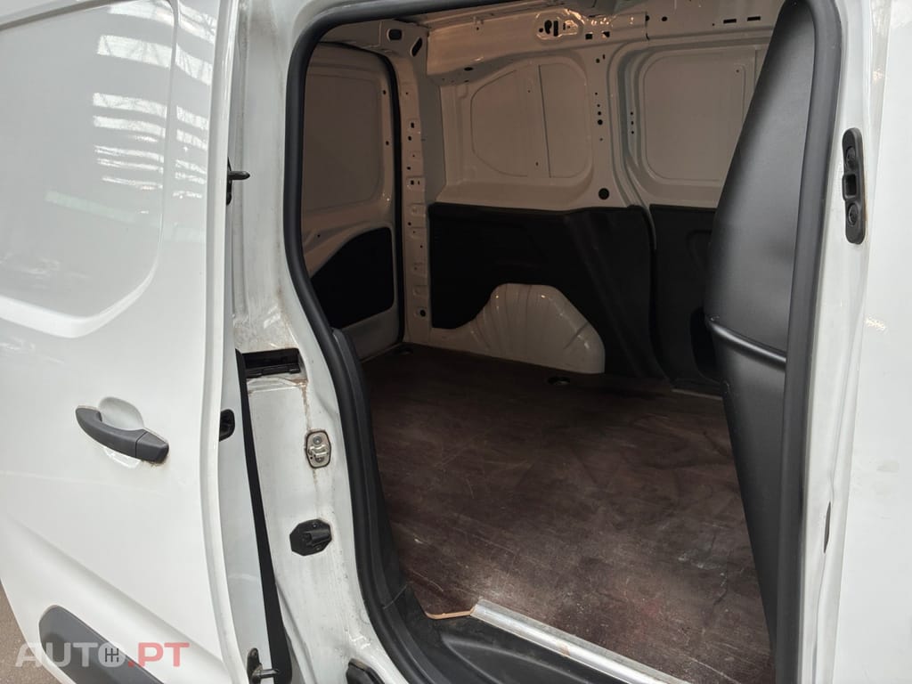Peugeot Partner 1.2 PureTech Premium