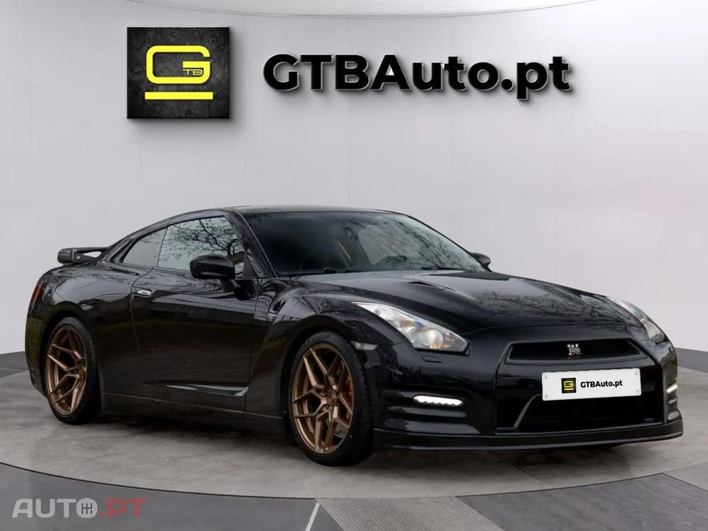 Nissan GT-R Premium