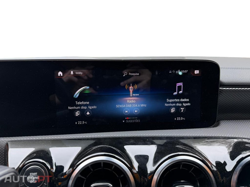 Mercedes-Benz CLA 250 e Progressive