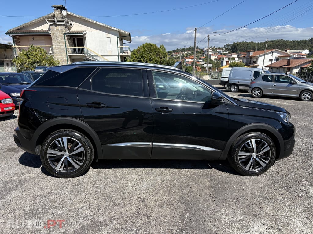 Peugeot 3008 1.2 PureTech Allure EAT8