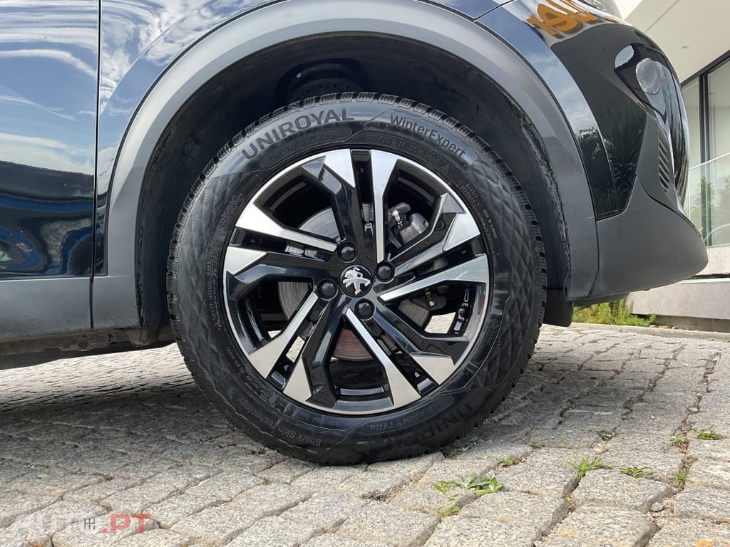 Peugeot E-2008 50 kWh Allure
