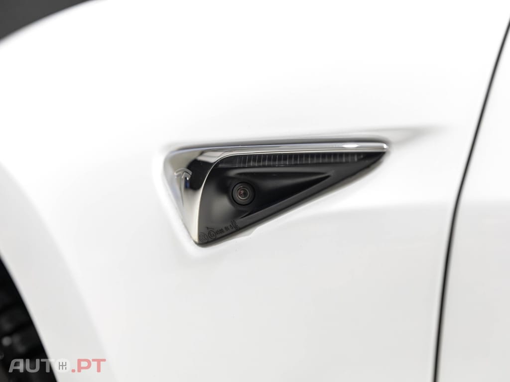 Tesla Model 3 Standard Range Plus RWD