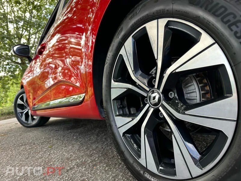 Renault Clio 1.0 TCe Exclusive CVT