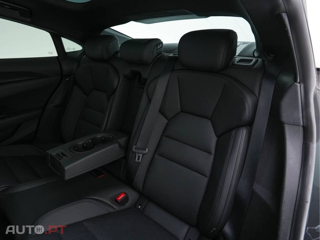 Audi E-Tron GT quattro