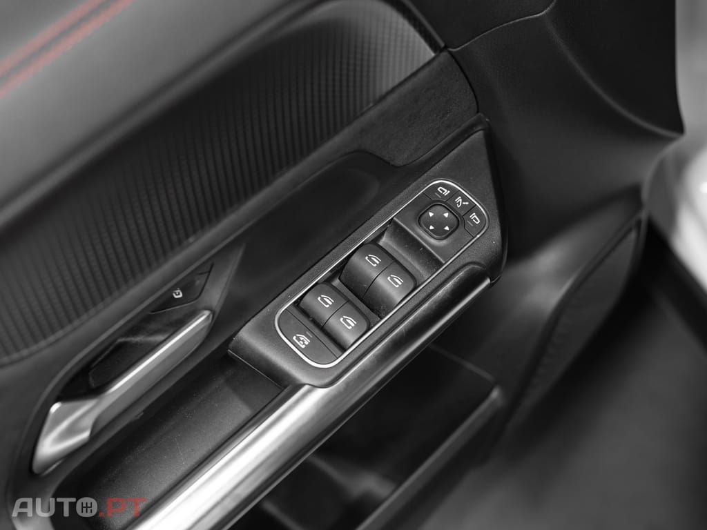 Mercedes-Benz EQA 250 AMG Line