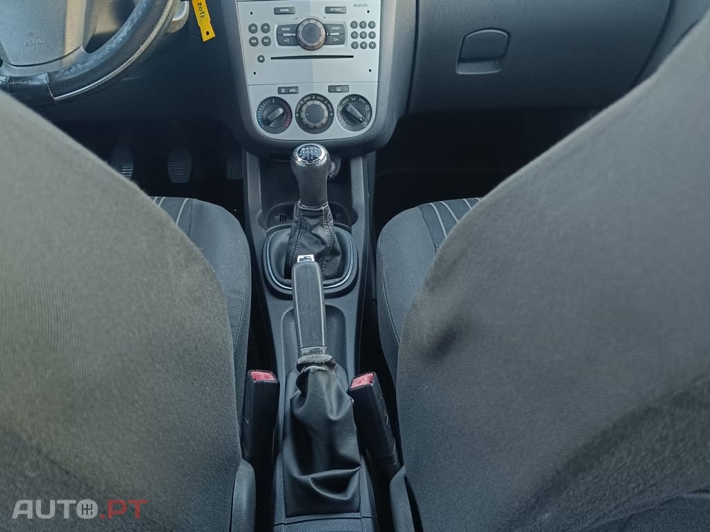 Opel Corsa 1.2 Enjoy