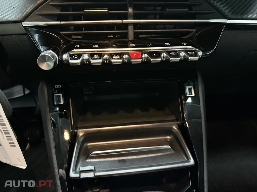 Peugeot 208 PureTech 100 Allure Pack