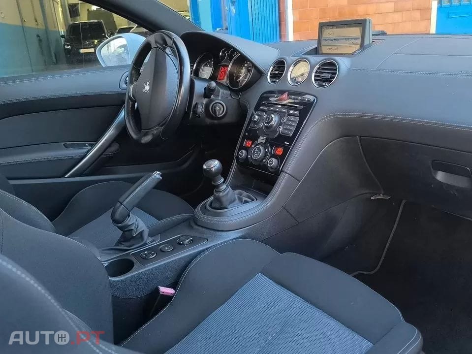 Peugeot RCZ 1 6 200 Thp Onyx