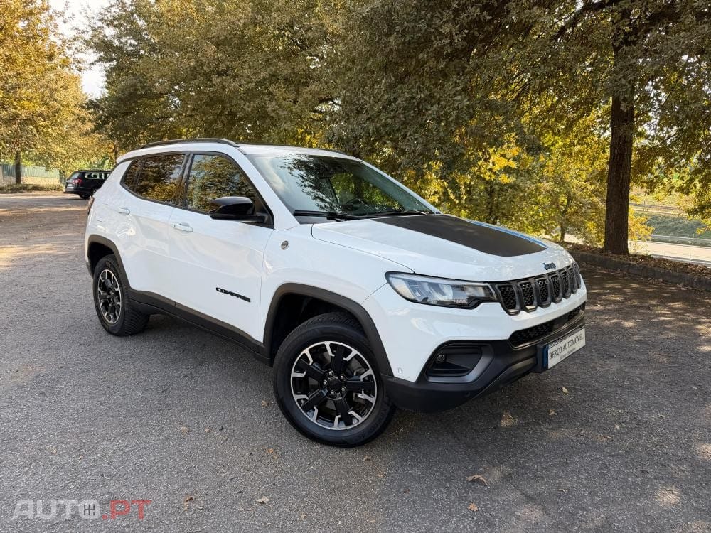 Jeep Compass 1.3 T-GDI 4xe PLUG-IN HYBRID Auto First Edition Urban