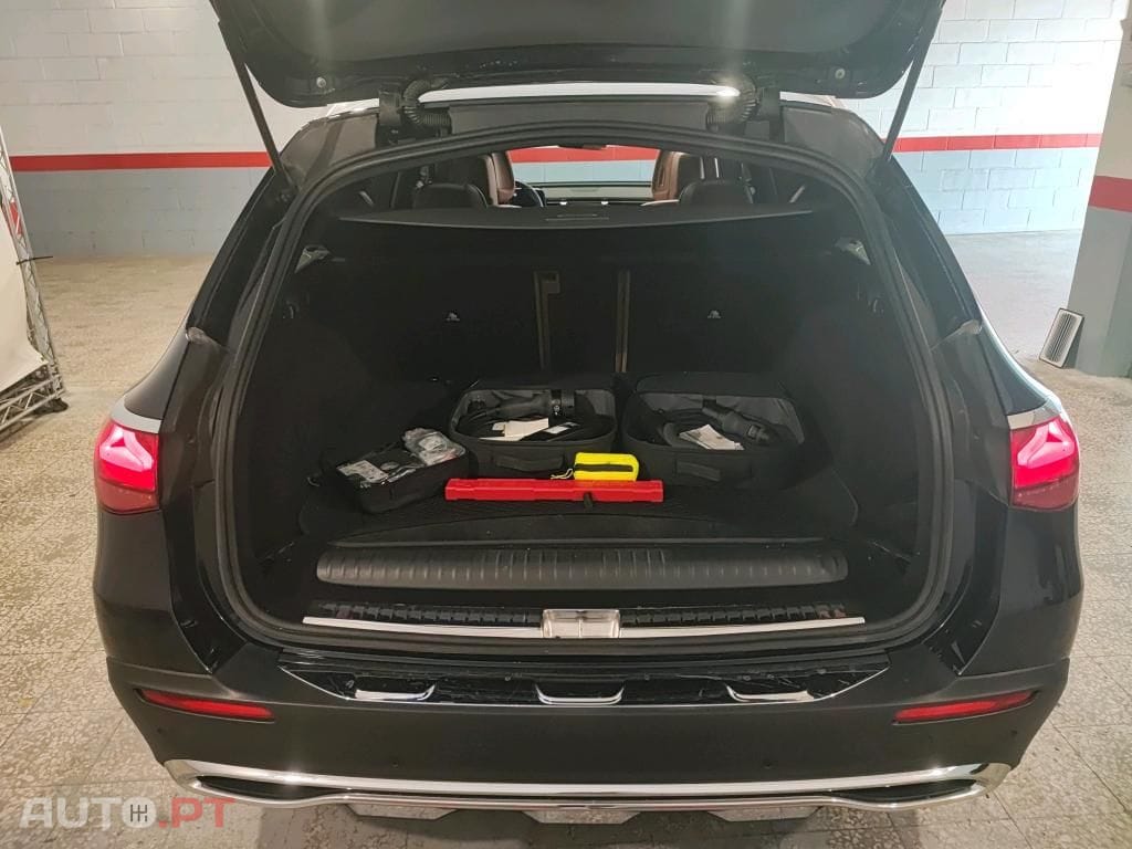 Mercedes-Benz E 300 de 4Matic All-Terrain