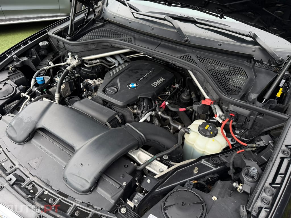 BMW X5 25 d sDrive Comfort 7L