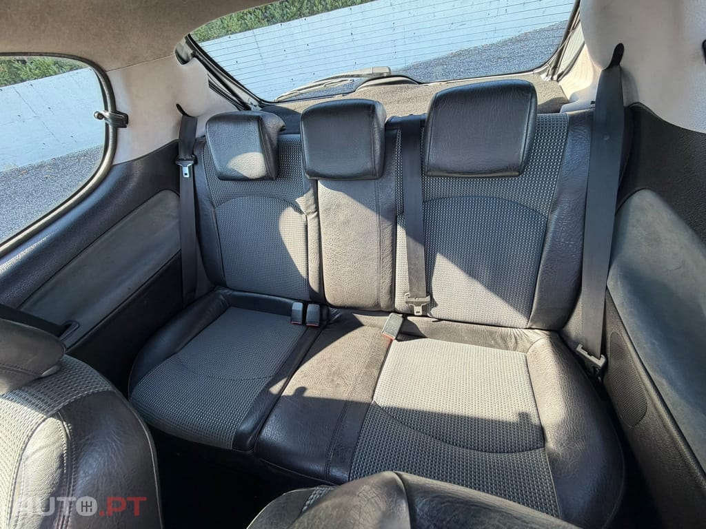 Peugeot 206 1.6 GTi