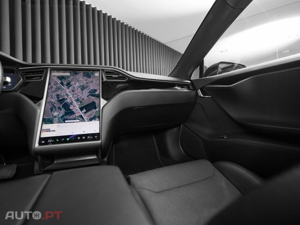 Tesla Model S 75D