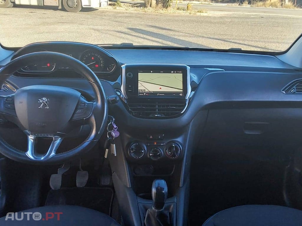 Peugeot 208 1.2 PureTech Allure