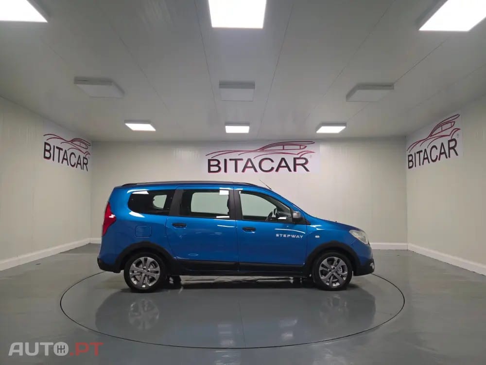 Dacia Lodgy 1.5 dCi Stepway 7L