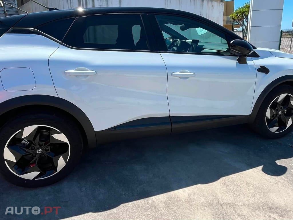 Renault Captur TECHNO