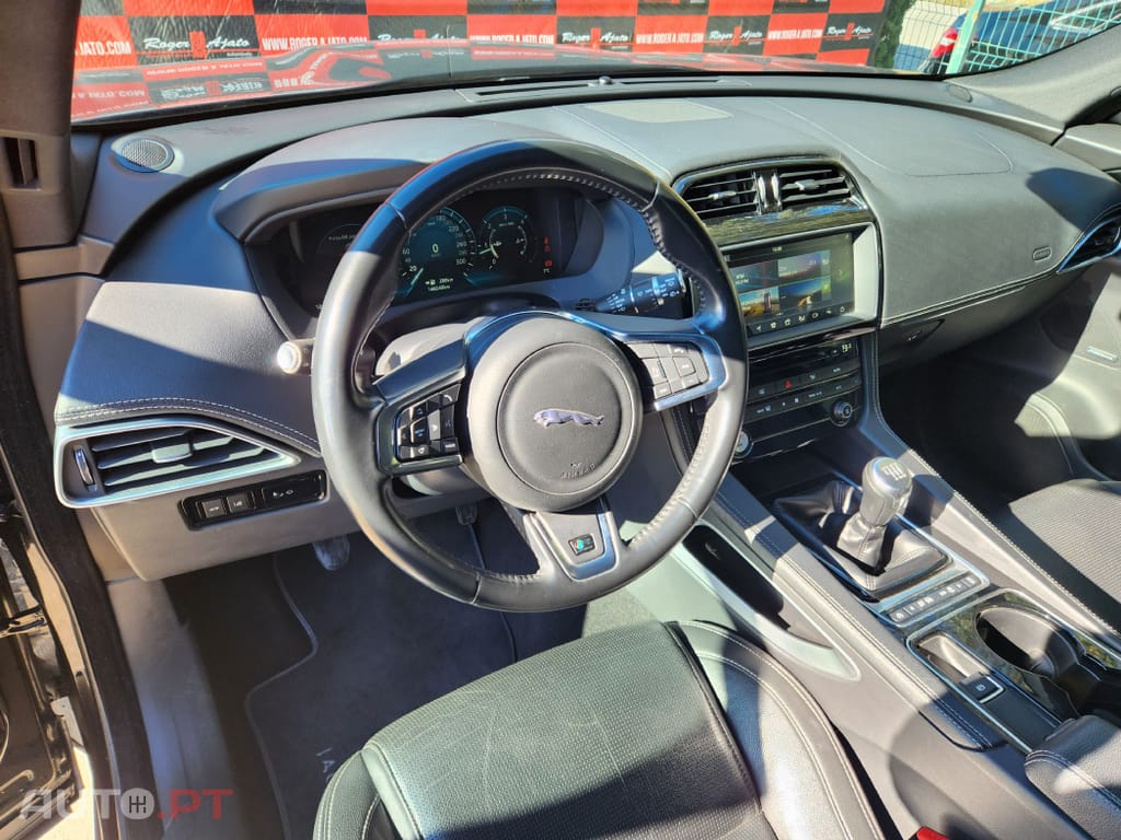 Jaguar F-Pace 2.0 i4D R-Sport