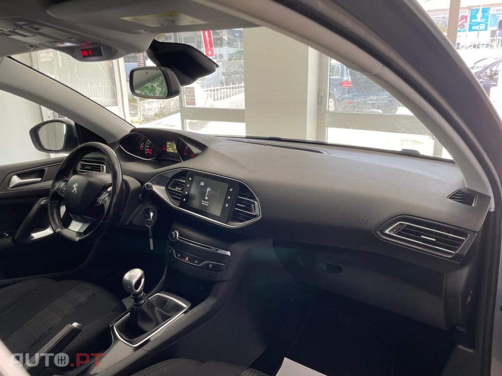 Peugeot 308 SW 1.6 BlueHDi Allure