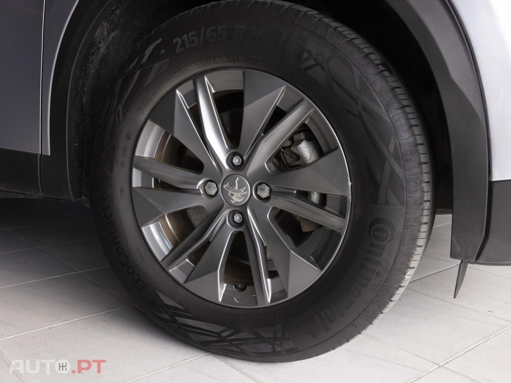 Peugeot E-2008 50 kWh Active