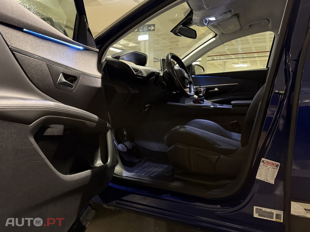 Peugeot 3008 1.5 BlueHDi Allure Pack