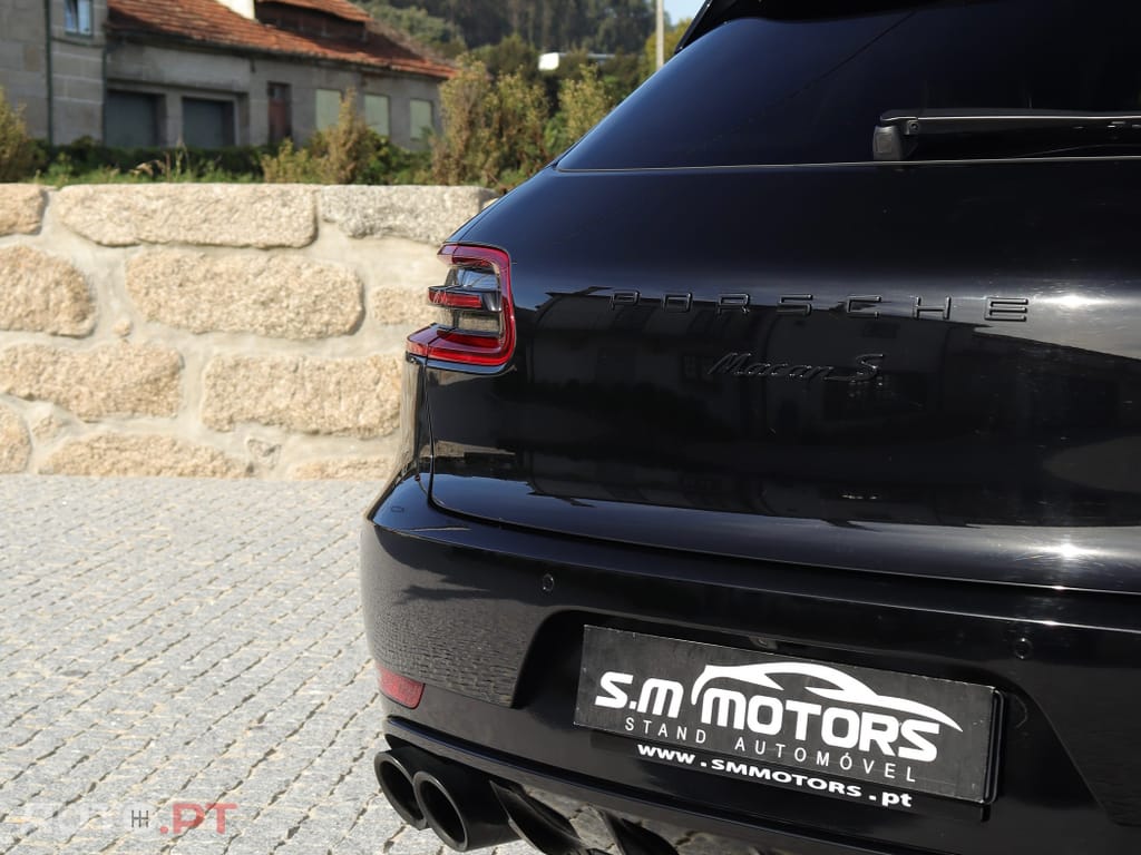 Porsche Macan S
