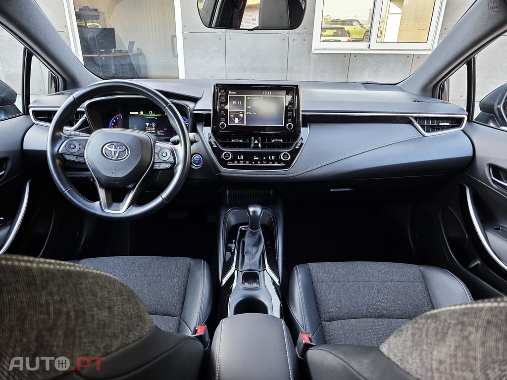 Toyota Corolla 1.8 Hybrid Comfort+P.Sport