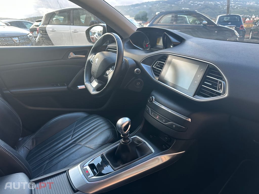 Peugeot 308 1.2 PureTech GT Line