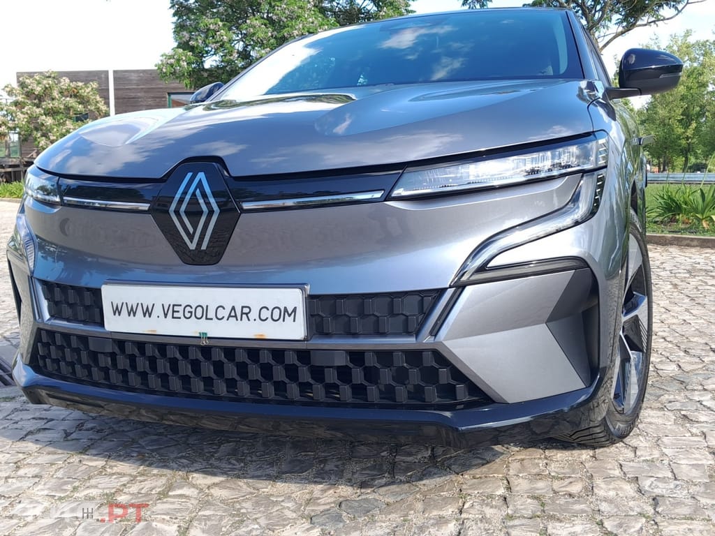 Renault Mégane E-Tech EV60 220hp optimum charge Equilibre
