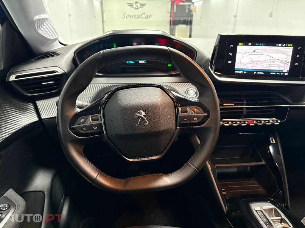 Peugeot e-208 50 kWh Active Pack — fotografia 14