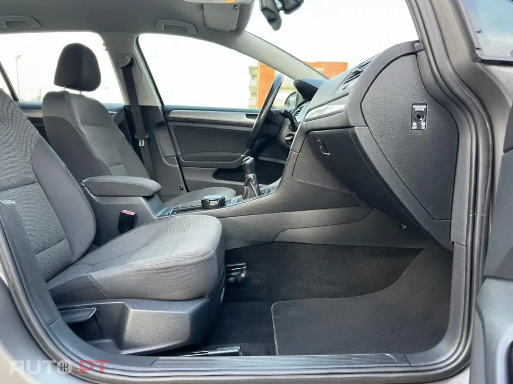 Volkswagen Golf Variant 1.6 TDi Confortline