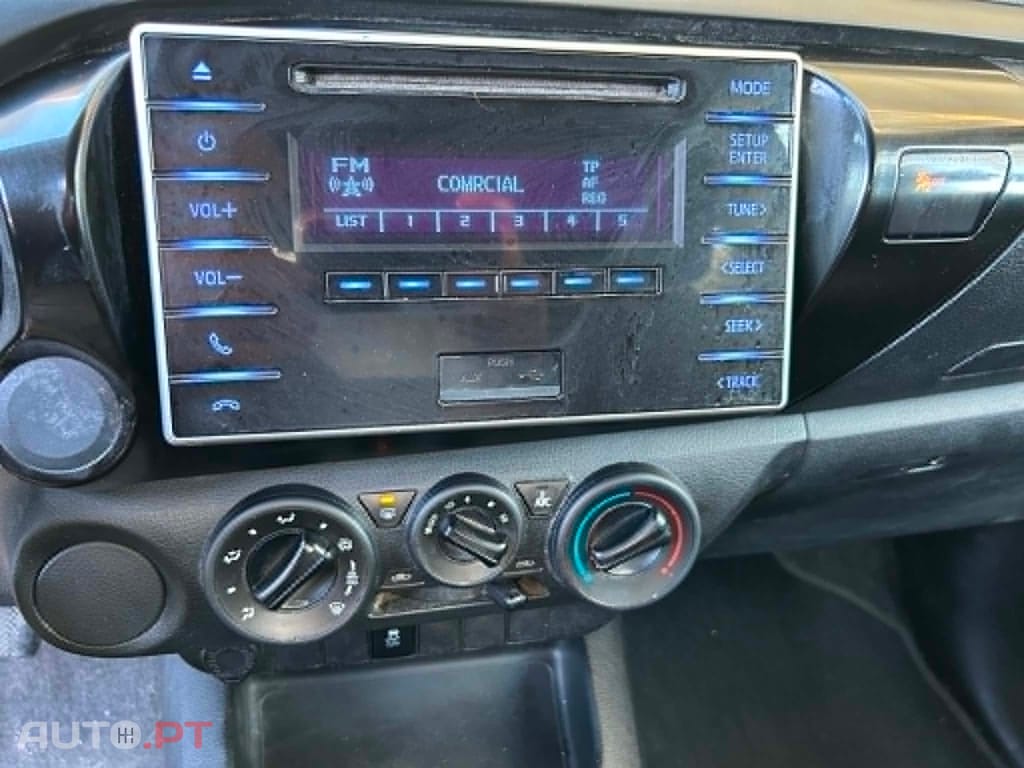 Toyota Hilux X-CAB 4x2  2.4D-4D 150cv