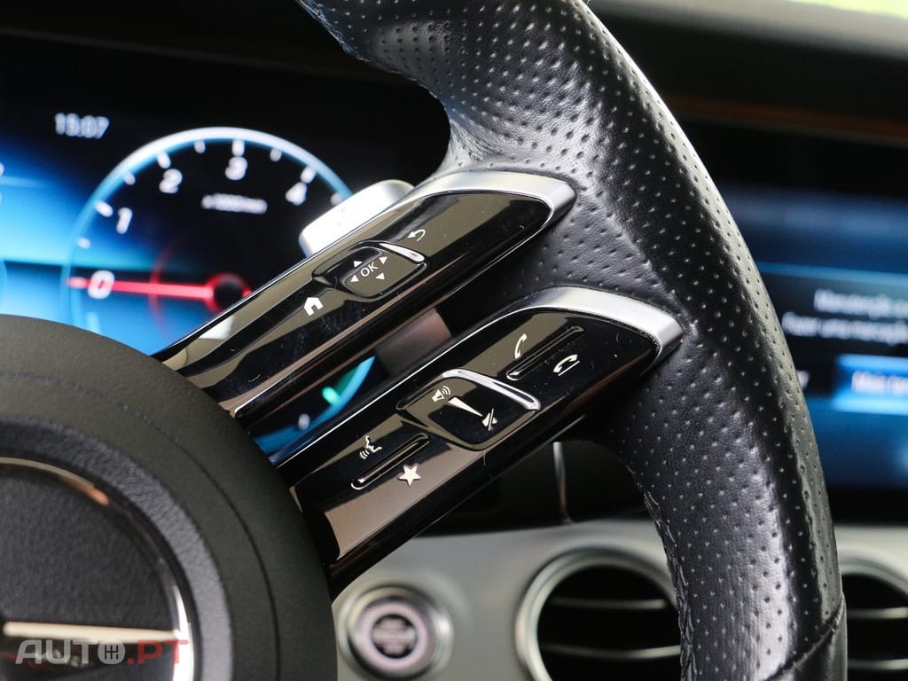Mercedes-Benz E 300 de AMG Line